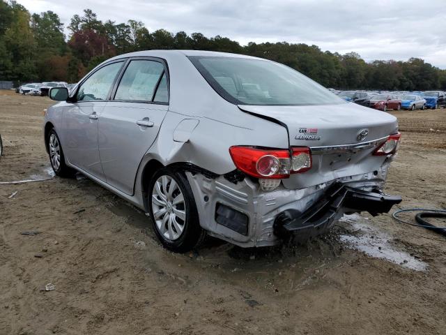 2T1BU4EE2CC877804 - 2012 TOYOTA COROLLA BASE SILVER photo 3