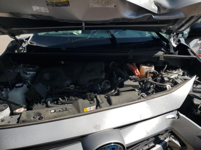 2T3LWRFV8RW198810 - 2024 TOYOTA RAV4 LE ნაცრისფერი ფოტო 12