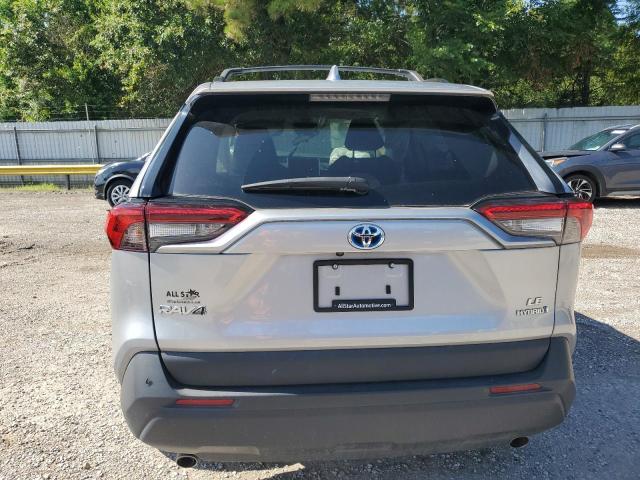 2T3LWRFV8RW198810 - 2024 TOYOTA RAV4 LE ნაცრისფერი ფოტო 6