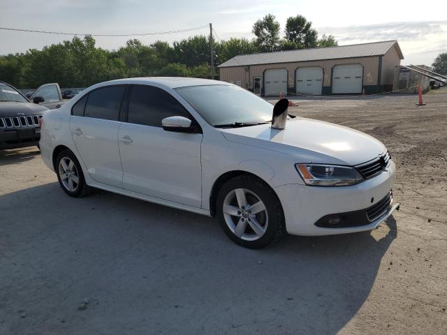 3VWLL7AJ8BM029201 - 2011 VOLKSWAGEN JETTA TDI თეთრი ფოტო 4