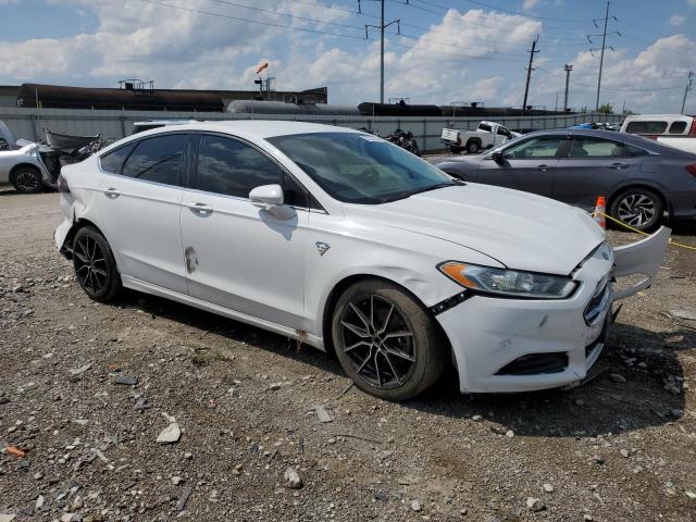 3FA6P0H70GR259224 - 2016 FORD FUSION SE WHITE photo 4