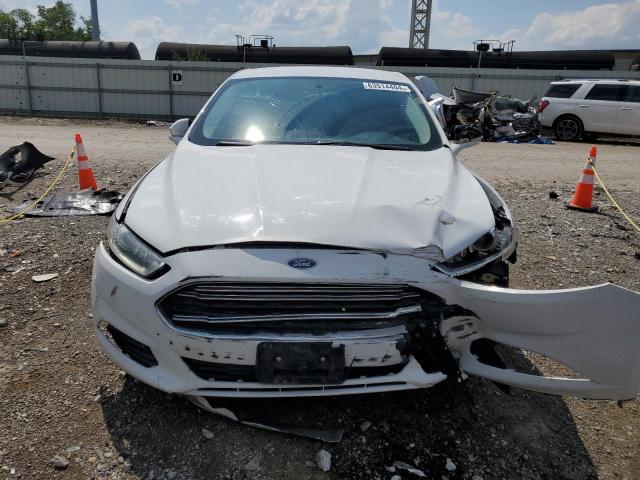 3FA6P0H70GR259224 - 2016 FORD FUSION SE WHITE photo 5