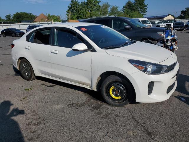 3KPA24AB7KE214225 - 2019 KIA RIO S WHITE photo 4