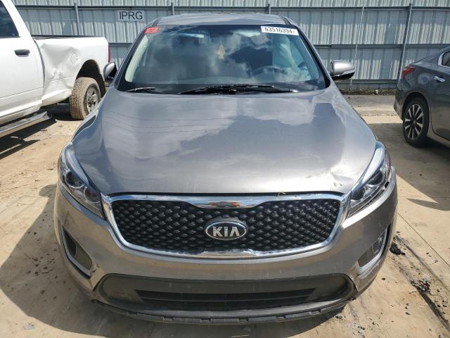 5XYPG4A33JG418493 - 2018 KIA SORENTO LX GRAY photo 5