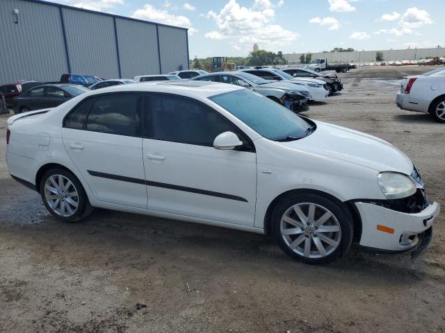 3VWRJ7AJ5AM047640 - 2010 VOLKSWAGEN JETTA WOLFSBURG 白色 照片 4