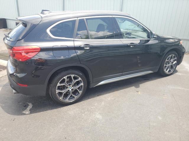 WBXJG9C01N5V44715 - 2022 BMW X1 XDRIVE28I BLACK photo 3
