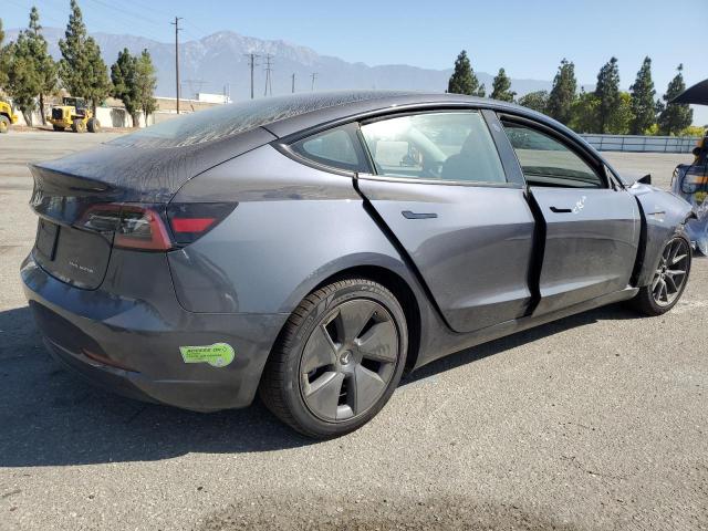 5YJ3E1EB2PF610783 - 2023 TESLA MODEL 3 GRAY photo 3