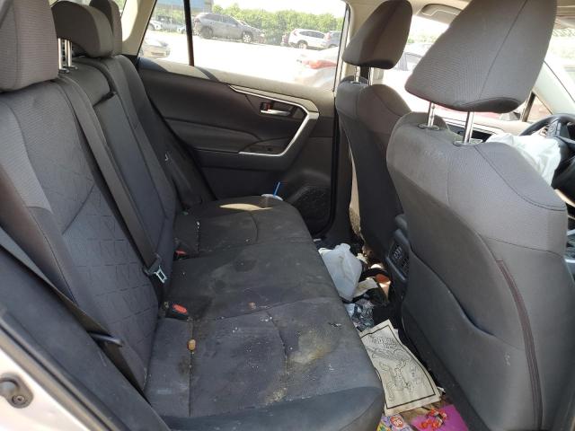 JTMW1RFV4KD037028 - 2019 TOYOTA RAV4 XLE Gümüş fotoğraf 11