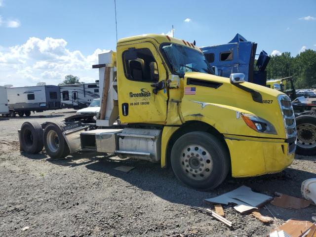 2018 FREIGHTLINER CASCADIA 1, null