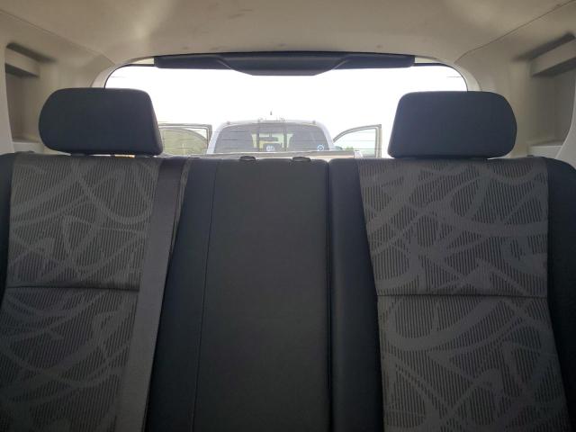 JTLZE4FEXDJ041002 - 2013 TOYOTA SCION XB WHITE photo 10