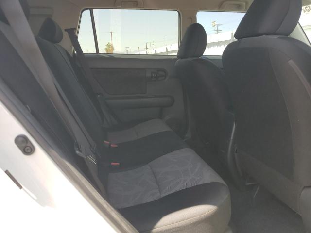 JTLZE4FEXDJ041002 - 2013 TOYOTA SCION XB WHITE photo 11