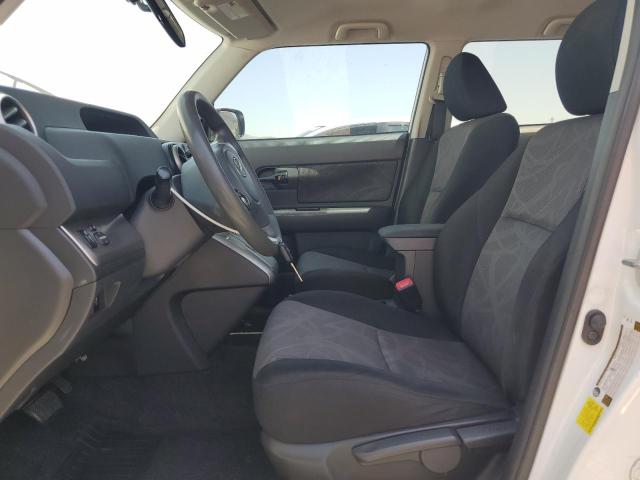 JTLZE4FEXDJ041002 - 2013 TOYOTA SCION XB WHITE photo 7