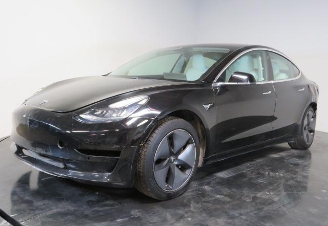 5YJ3E1EA6KF301575 - 2019 TESLA MODEL 3 Siyah fotoğraf 2