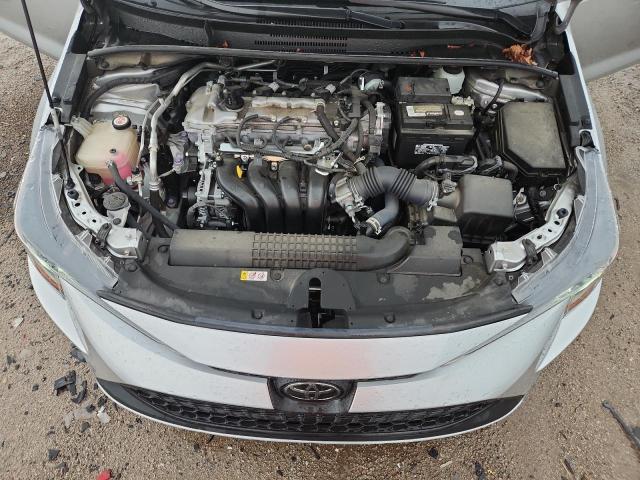 JTDEPMAE5MJ137793 - 2021 TOYOTA COROLLA LE SILVER photo 11