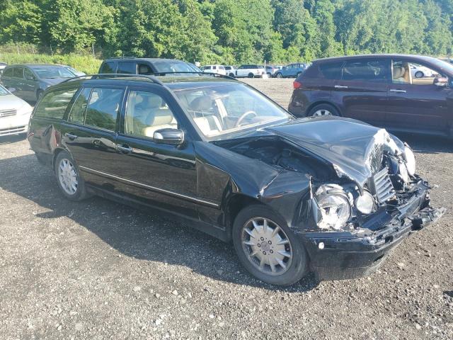 WDBJH82J2YX029602 - 2000 MERCEDES-BENZ E 320 4MATIC BLACK photo 4