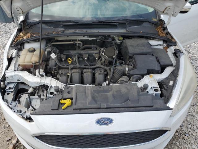 1FADP3F28FL376031 - 2015 FORD FOCUS SE WHITE photo 11