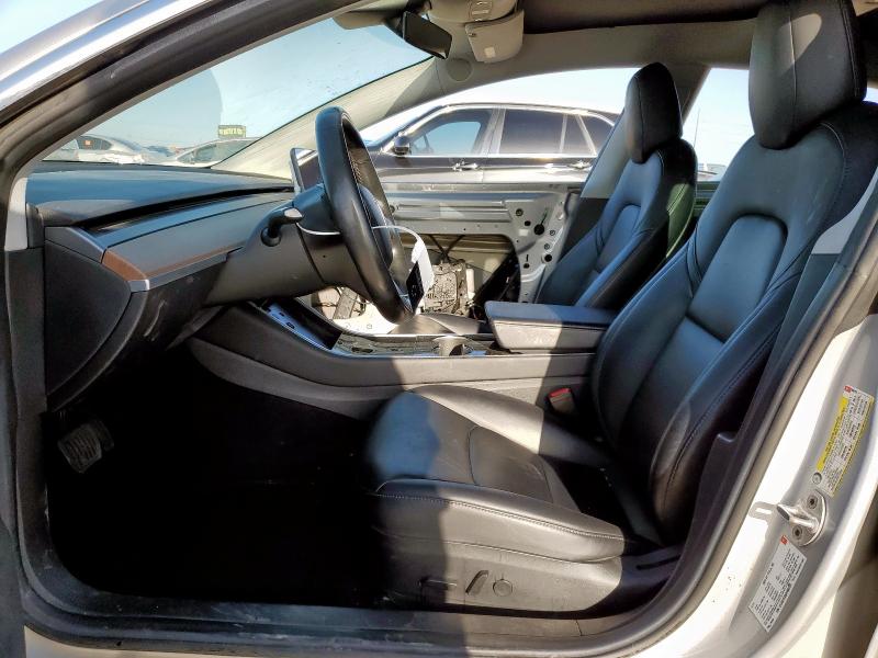 5YJ3E1EA5JF060722 - 2018 TESLA MODEL 3 Күміс фото 7