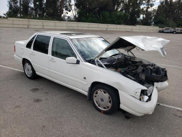 YV1LS55A0X1580306 - 1999 VOLVO S70 WHITE photo 4