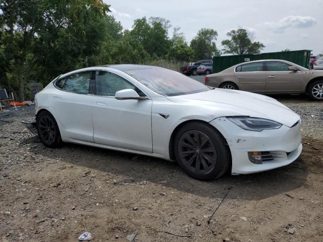 5YJSA1E23JF281980 - 2018 TESLA MODEL S Սպիտակ լուսանկար 4