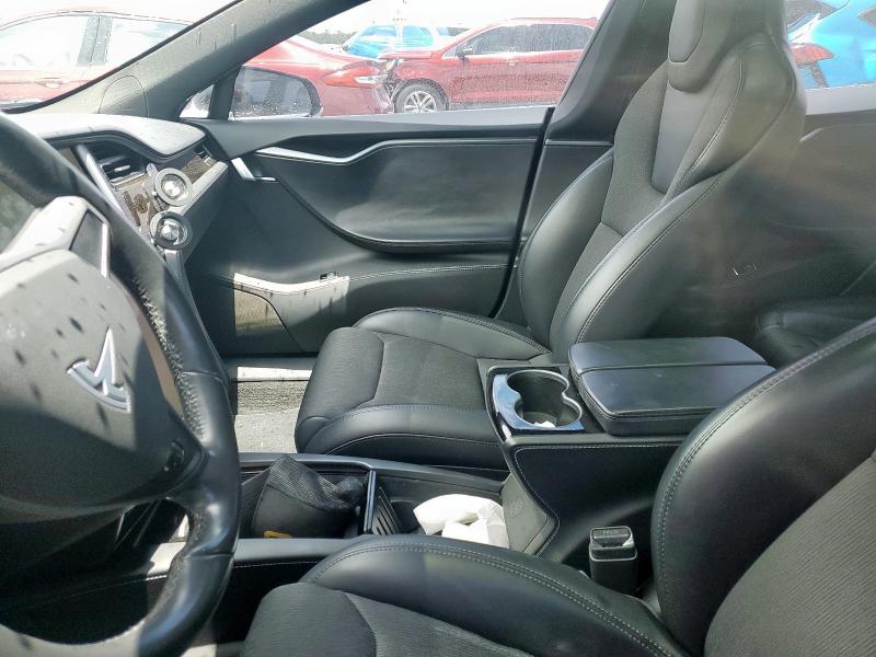 5YJSA1E22JF266693 - 2018 TESLA MODEL S 黑色 照片 7