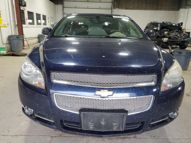 1G1ZE5EB5AF267044 - 2010 CHEVROLET MALIBU LTZ 蓝色 照片 5