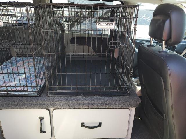 2C4RC1CG0GR149957 - 2016 CHRYSLER TOWN & COU TOURING L WHITE photo 11