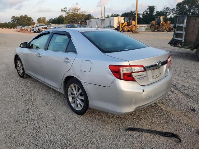 4T1BF1FK1EU378670 - 2014 TOYOTA CAMRY L SILVER photo 2