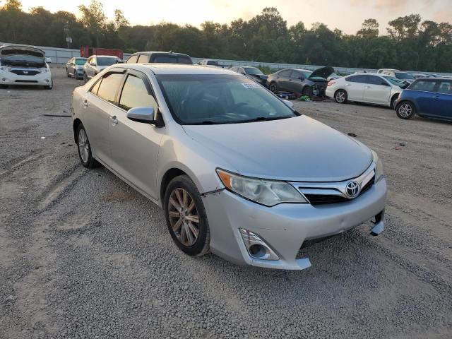 4T1BF1FK1EU378670 - 2014 TOYOTA CAMRY L SILVER photo 4