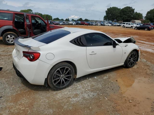 JF1ZNAE17L8751138 - 2020 TOYOTA 86 GT WHITE photo 3