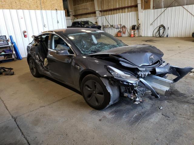 5YJ3E1EB0JF087383 - 2018 TESLA MODEL 3 ნაცრისფერი ფოტო 4