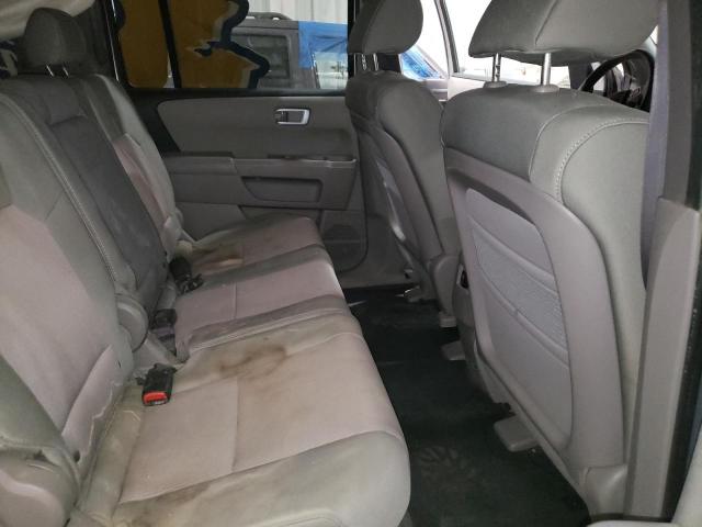 5FNYF4H44AB034347 - 2010 HONDA PILOT EX SILVER photo 11