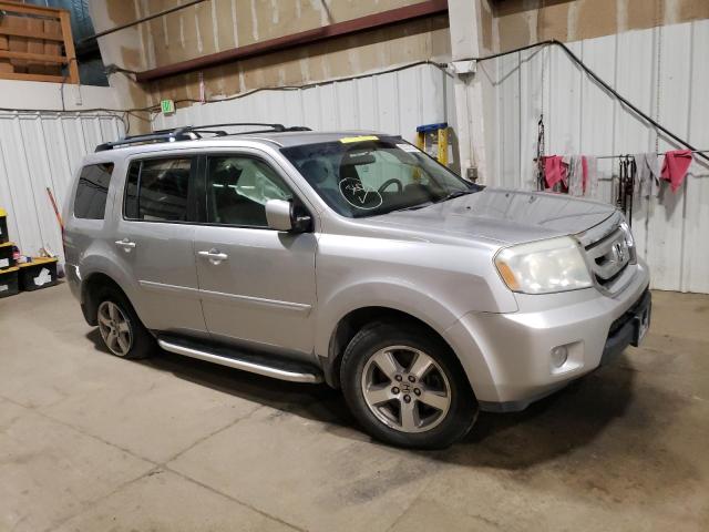 5FNYF4H44AB034347 - 2010 HONDA PILOT EX SILVER photo 4