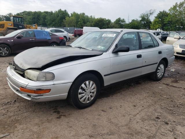 4T1SK11E5NU016063 - 1992 TOYOTA CAMRY DLX SILVER photo 1