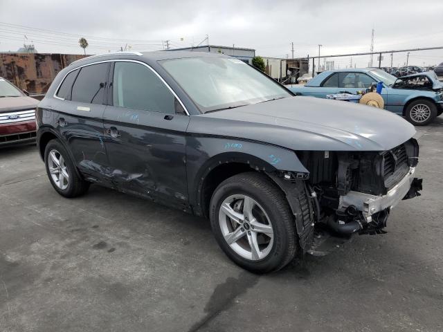 WA1AAAFY7M2105319 - 2021 AUDI Q5 PREMIUM GRAY photo 4