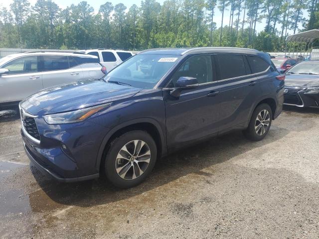 5TDGZRAH9MS522139 - 2021 TOYOTA HIGHLANDER XLE BLUE photo 1