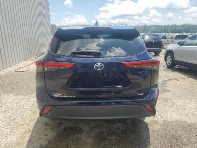 5TDGZRAH9MS522139 - 2021 TOYOTA HIGHLANDER XLE BLUE photo 6