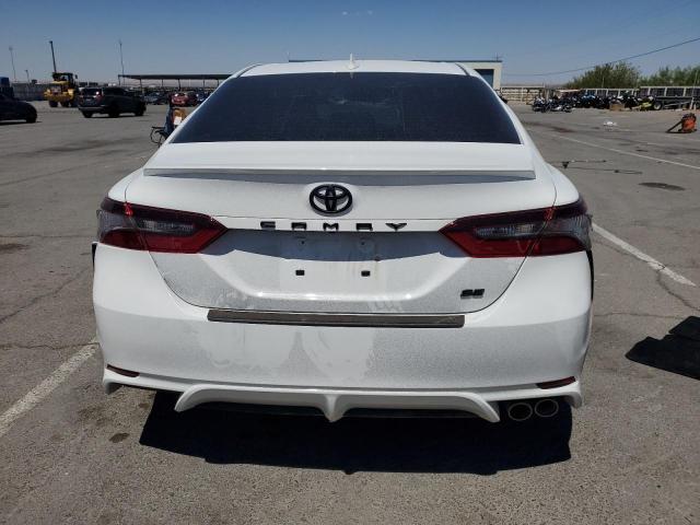 4T1G11AK7RU873263 - 2024 TOYOTA CAMRY SE NIGHT SHADE WHITE photo 6