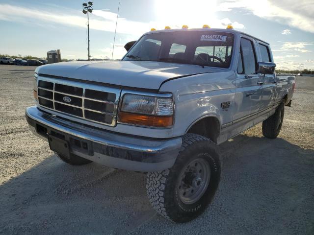 1FTHW26F6VEB97209 - 1997 FORD F250 WHITE photo 2