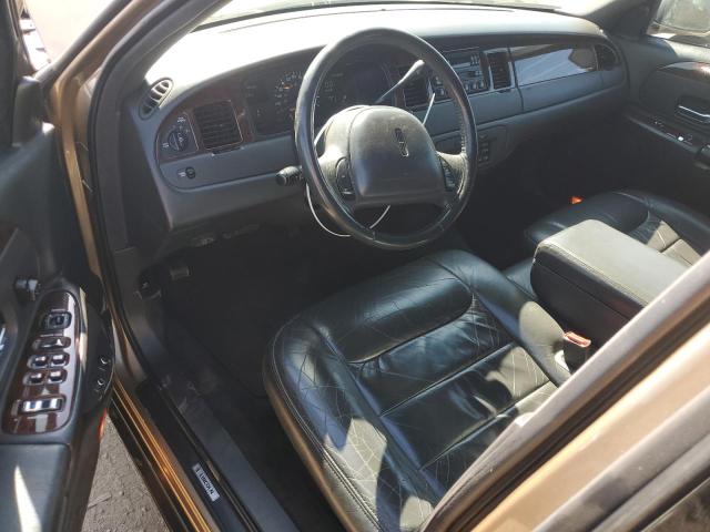 1LJFM81W9XY705825 - 1999 LINCOLN TOWN CAR EXECUTIVE Ոսկեգույն լուսանկար 8
