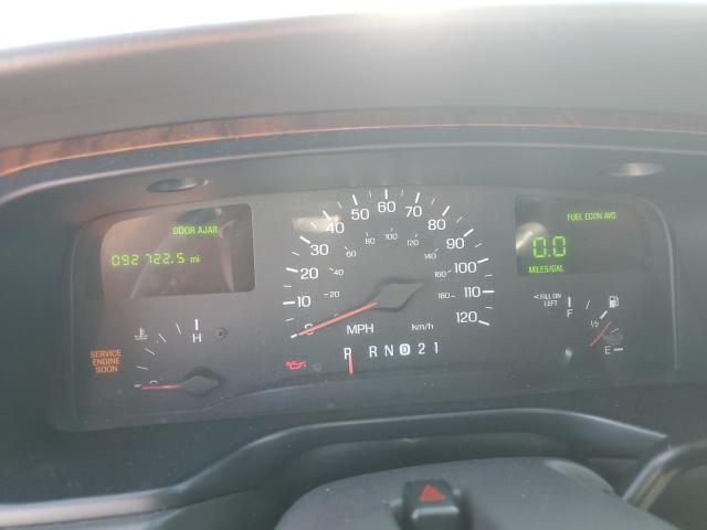 1LJFM81W9XY705825 - 1999 LINCOLN TOWN CAR EXECUTIVE Ոսկեգույն լուսանկար 9