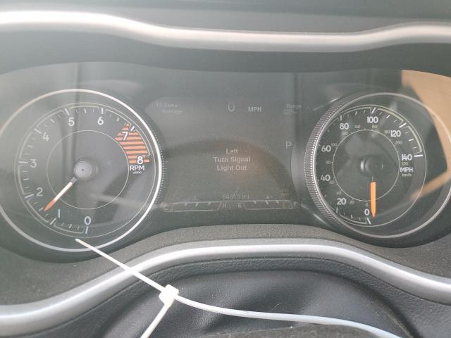 1C4PJMBX0JD547518 - 2018 JEEP CHEROKEE TRAILHAWK SILVER photo 9