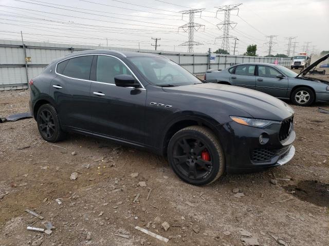 ZN661XUL2HX257778 - 2017 MASERATI LEVANTE LUXURY BLACK photo 4