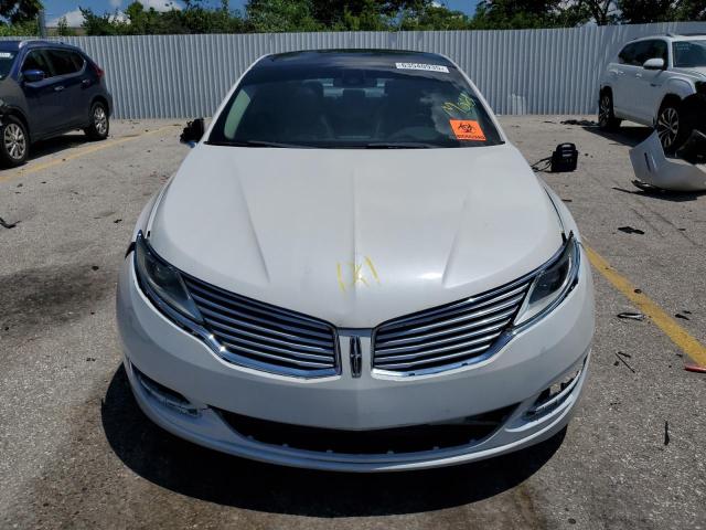 3LN6L2JK3ER804860 - 2014 LINCOLN MKZ WHITE photo 5