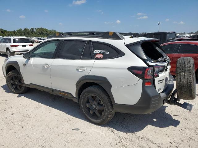 4S4BTGUD6N3247059 - 2022 SUBARU OUTBACK WILDERNESS WHITE photo 2