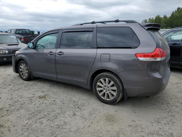 5TDDK3DC2DS065470 - 2013 TOYOTA SIENNA XLE GRAY photo 2