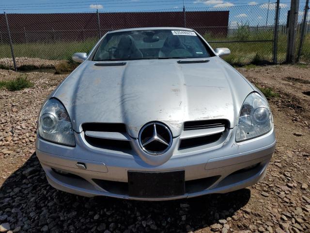 WDBWK56F85F028483 - 2005 MERCEDES-BENZ SLK 350 SILVER photo 5