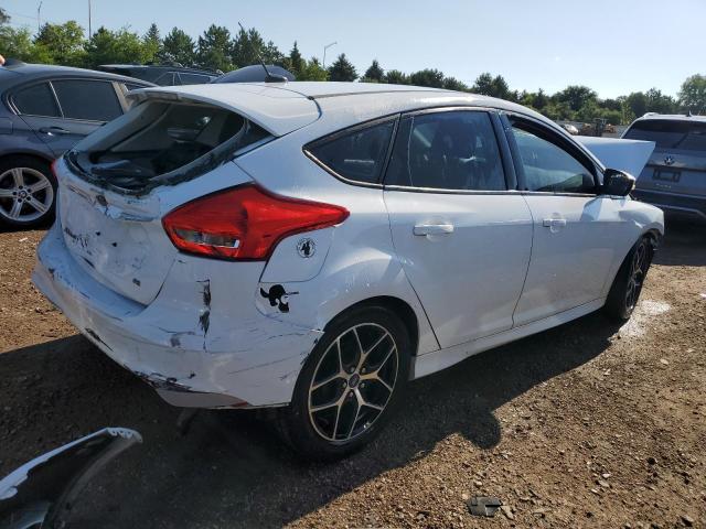 1FADP3K23GL216422 - 2016 FORD FOCUS SE WHITE photo 3