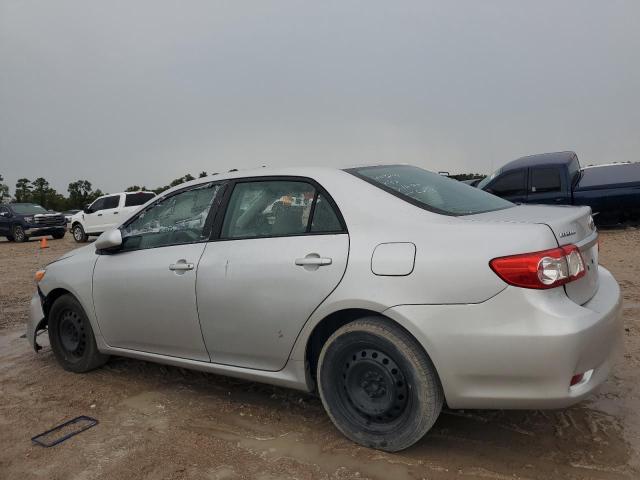 2T1BU4EE9CC806258 - 2012 TOYOTA COROLLA BASE SILVER photo 2