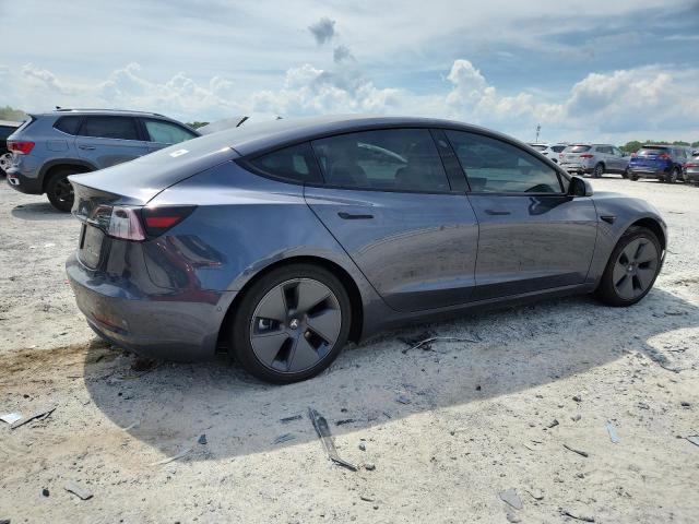 5YJ3E1EB2NF248810 - 2022 TESLA MODEL 3 GRAY photo 3