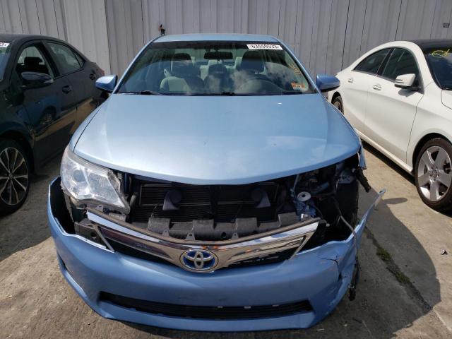 4T1BD1FK5DU094933 - 2013 TOYOTA CAMRY HYBRID BLUE photo 5